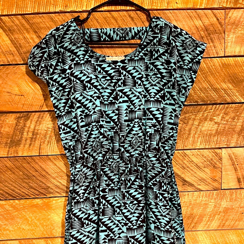 Geometric blue & black 🛹 skater dress